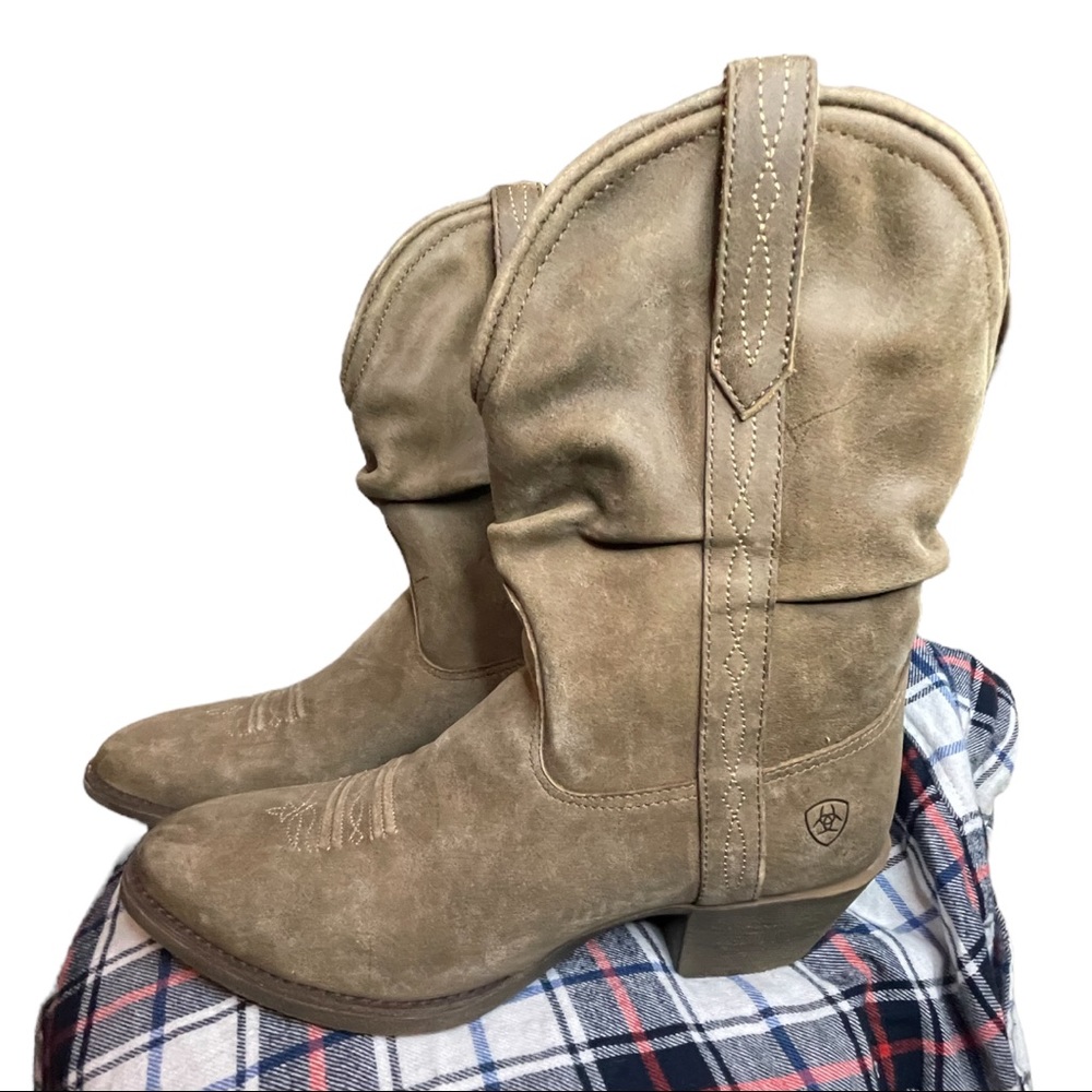 Ariat Boots, 9.5